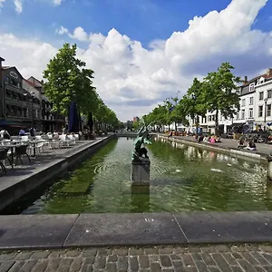 Exclusive Two-level With Private Terrace On The Canal , Bruxelas Bélgica